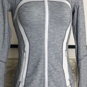 Lululemon Define jacket Size 6